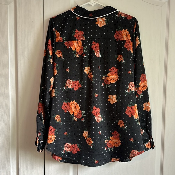 TORRID blouse - Picture 3 of 3